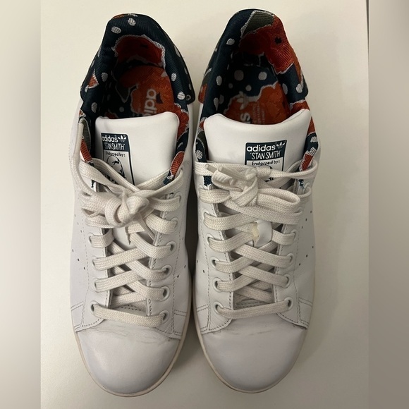 Adidas Stan Smith Floral Lace Up Sneakers, special red and white fabric - Picture 1 of 5